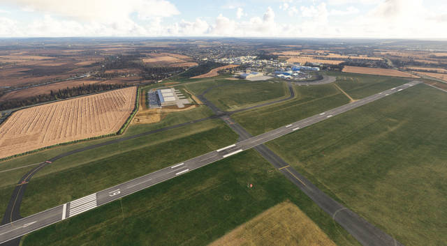 Cloudberry Creations EGTK London Oxford/Kidlington Airport