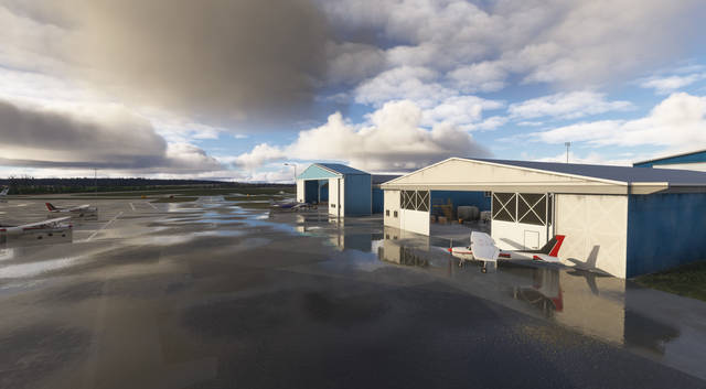 Cloudberry Creations EGTK London Oxford/Kidlington Airport